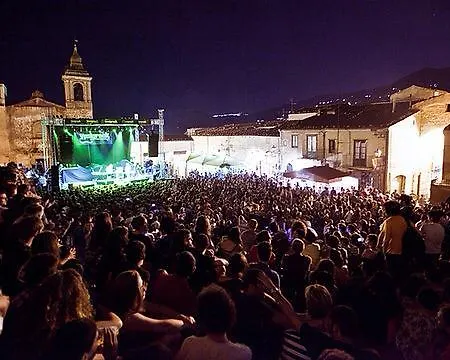 Il Cortiletto Appartamento Castelbuono (Sicily)